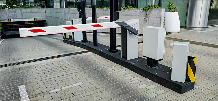 Custom Gate Design & Integration Mauldin